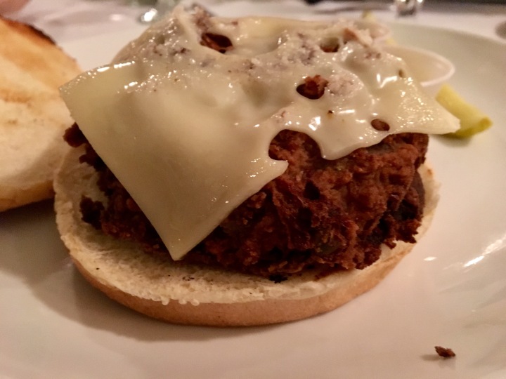 jetts-grill-portobello-burger